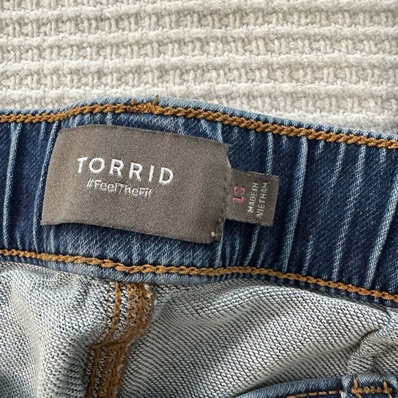 Torrid Women’s Petite Dark Blue Jogger Jeans - Picture 5 of 6